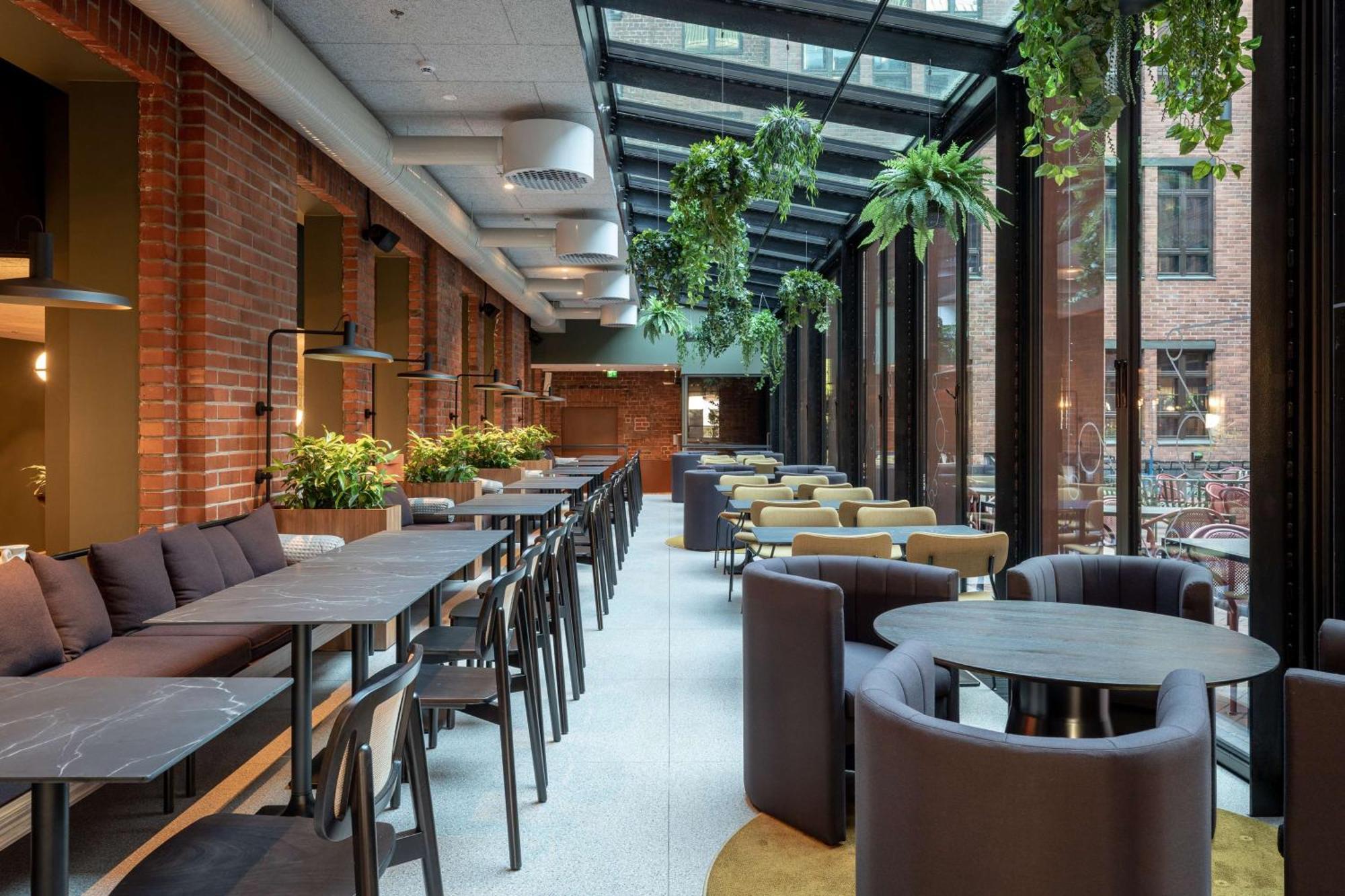 Scandic Helsinki Hub Helsínquia Exterior foto